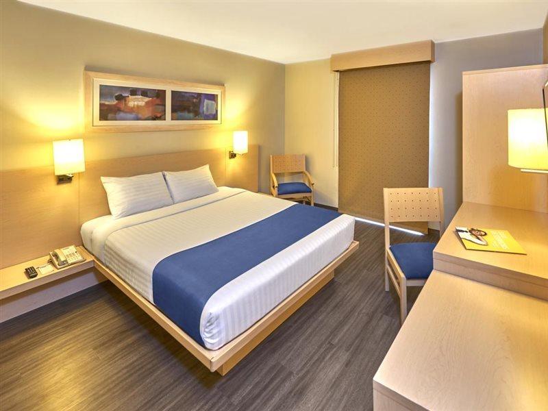 City Express By Marriott San Luis Potosi Zona Universitaria Extérieur photo